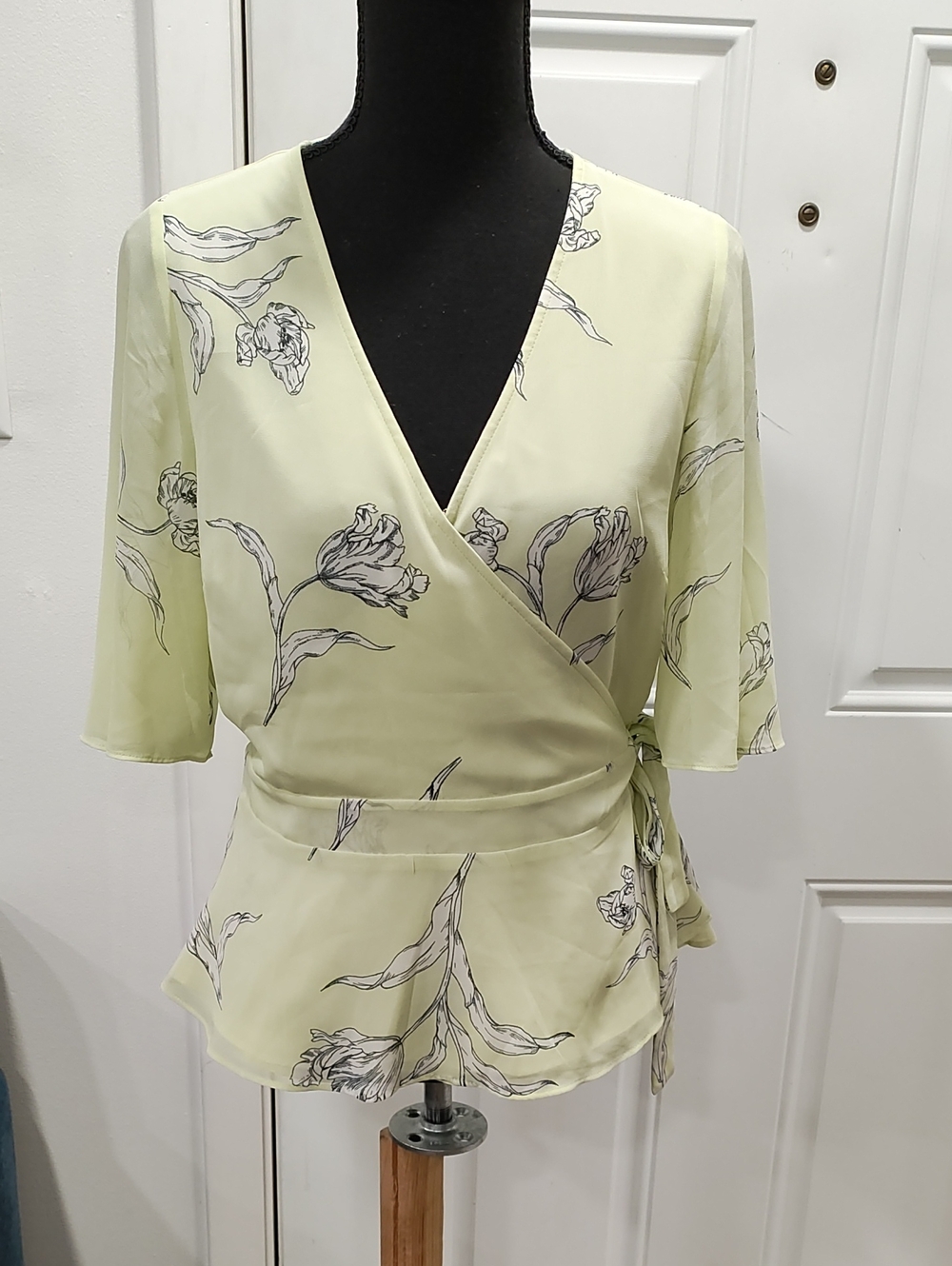 Banana Republic Pale Green Floral Wrap Blouse